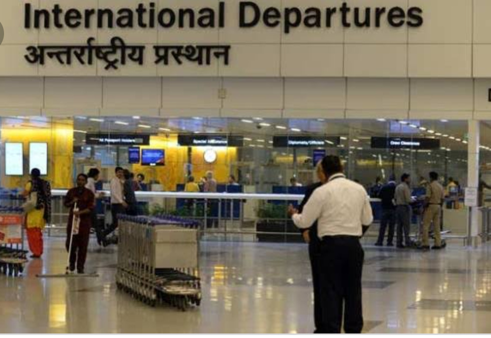 Delhi airport forex